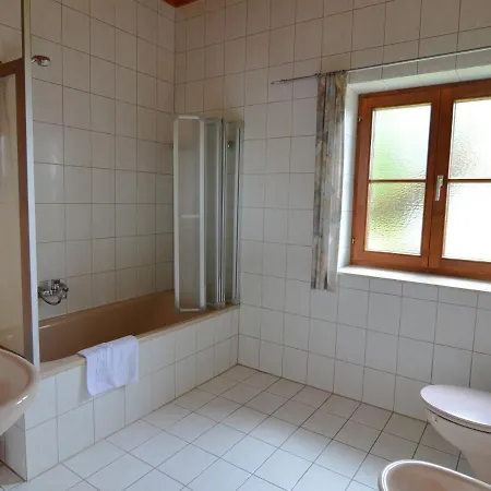 Spacious Holiday In Bavaria With Garden And Terrace *