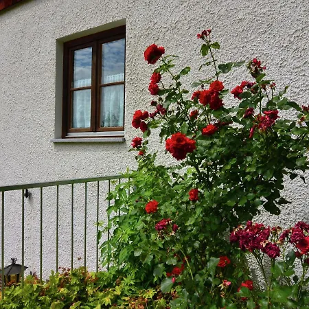 Nyaraló Spacious Holiday In Bavaria With Garden And Terrace