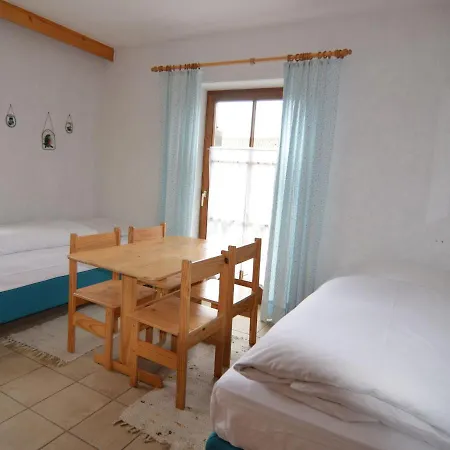 Spacious Holiday In Bavaria With Garden And Terrace Nyaraló Bischofsmais